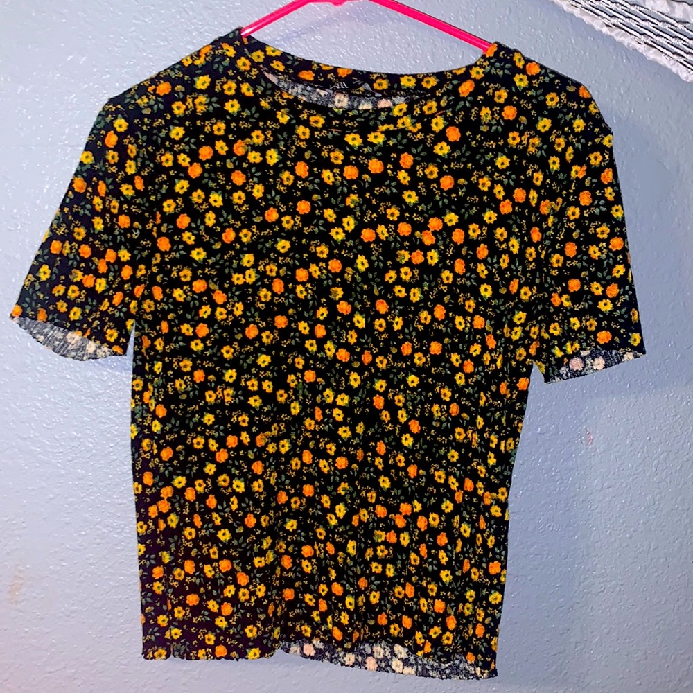 Zara floral sweater top size M